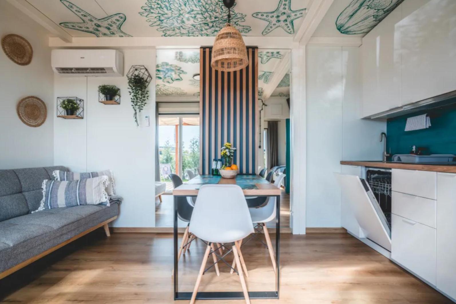 Rresort Holiday Homes 레왈 외부 사진